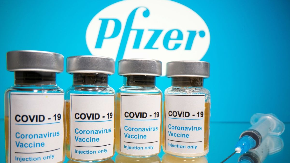 Blatný: Česko chce dva miliony dávek vakcíny od společnosti Pfizer
